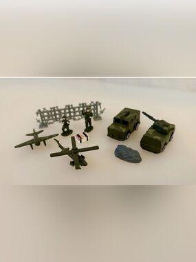 Tiny Green Micro Army Men Play Set Tanker Helicopter Airplane 9 Pieces Nostalgic